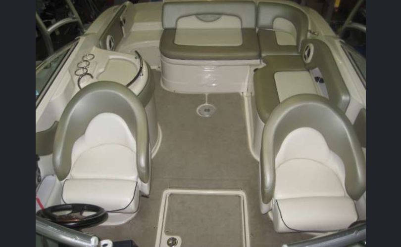 Sea Ray 270 Sundeck-kuva-12